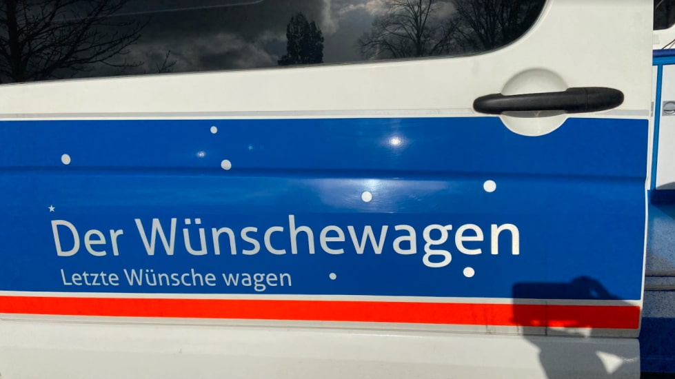 Logo "Der Wünschewagen"